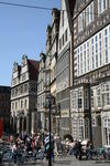 Foto, Bild: historische Huser am Marktplatz mit Restaurants