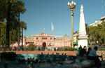 Foto, Bild: Plaza de Mayo mit Casa Rosada und Obelisk in Buenos Aires