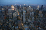 Foto, Bild: Manhattan vom Empire State Building aus abends