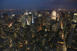 Foto, Bild: Manhattan vom Empire State Building aus abends