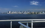 Foto, Bild: City von Rio von einem Containerschiff im Hafen aus