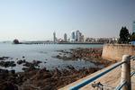 Foto, Bild: Qingdao Bay mit der um 1930 im chinesischen Stil erneuerten Zhanqiao Pier