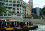 Foto, Bild: Ausflugsboot auf dem Singapur River