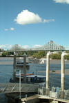 Foto, Bild: Eagle-Street-Pier und Story-Bridge in Brisbane