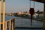 Foto, Bild: City von Newcastle mit Christ Church Cathedral von der Schiffsbrcke eines Containerschiffes aus