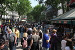 Foto, Bild: Menschmenge auf der Flaniermeile La Rambla