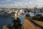 Foto, Bild: Malta, Blick auf Upper Barracca Gardens,  Grand Harbour und Senglea mit Fort St. Michael