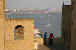 Foto, Bild: Blick vom Castel dell´Ovo auf den Hafen