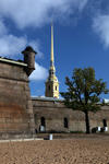 Foto, Bild: Peter-Paul-Festung von 1703 mit ihren Bastionen und der Kathedrale am Ufer der Newa