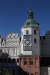 Foto, Bild: Uhrenturm des Schlosses mit der Uhr von 1693