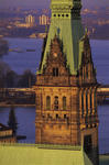 Foto, Bild: Rathausturm mit Alster im Abendlicht