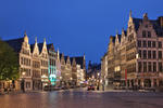 Foto, Bild: Gildehuser beim Rathausplatz in Antwerpen